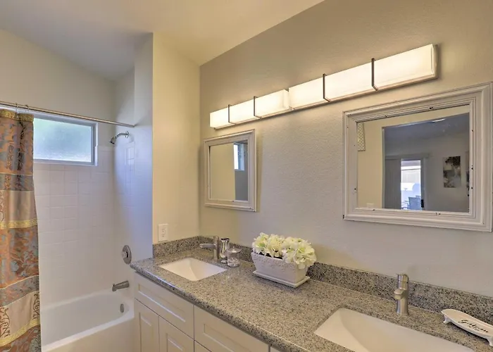Holiday home North W/ Patio By Catalina State Park! Tucson